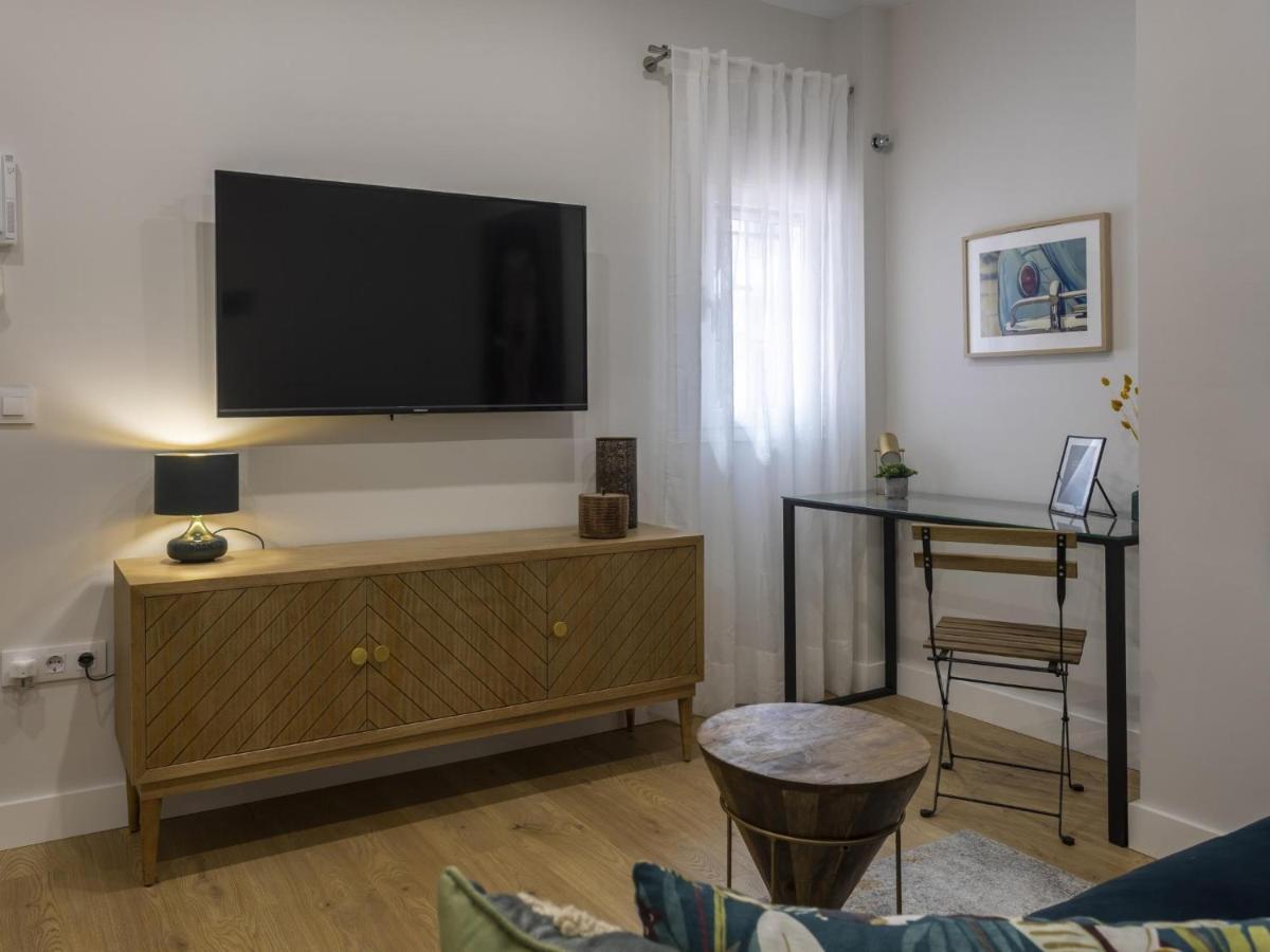 Beautiful Blue Triana Apartment Sevilla Buitenkant foto