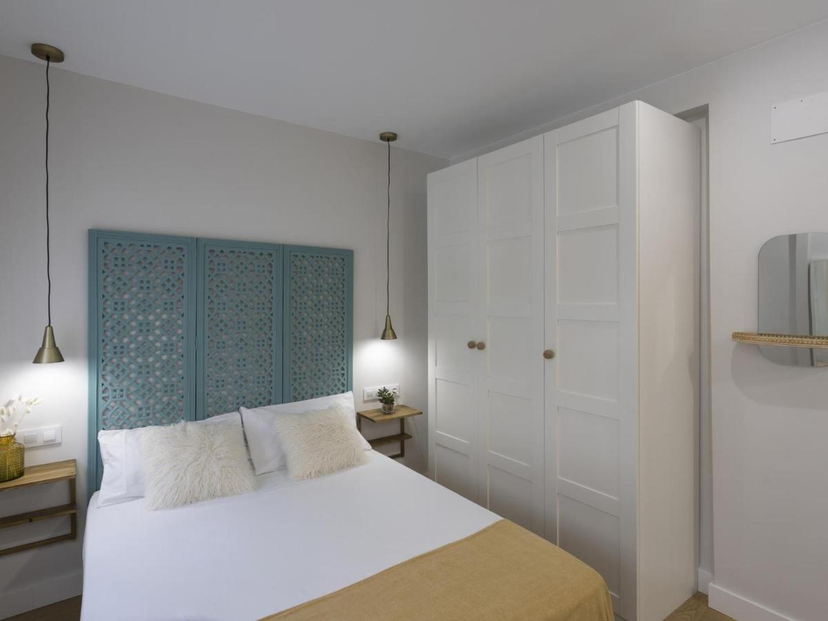 Beautiful Blue Triana Apartment Sevilla Buitenkant foto