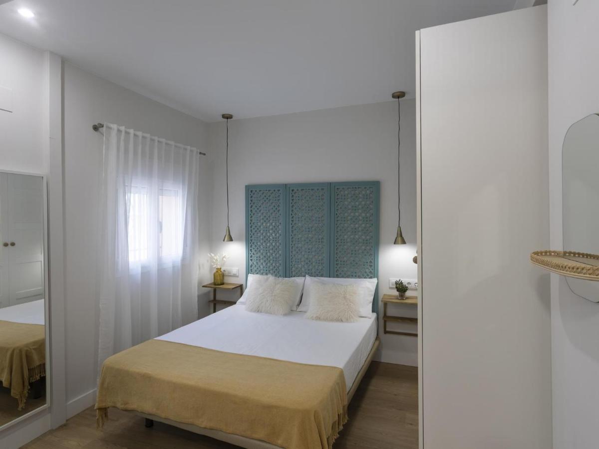 Beautiful Blue Triana Apartment Sevilla Buitenkant foto