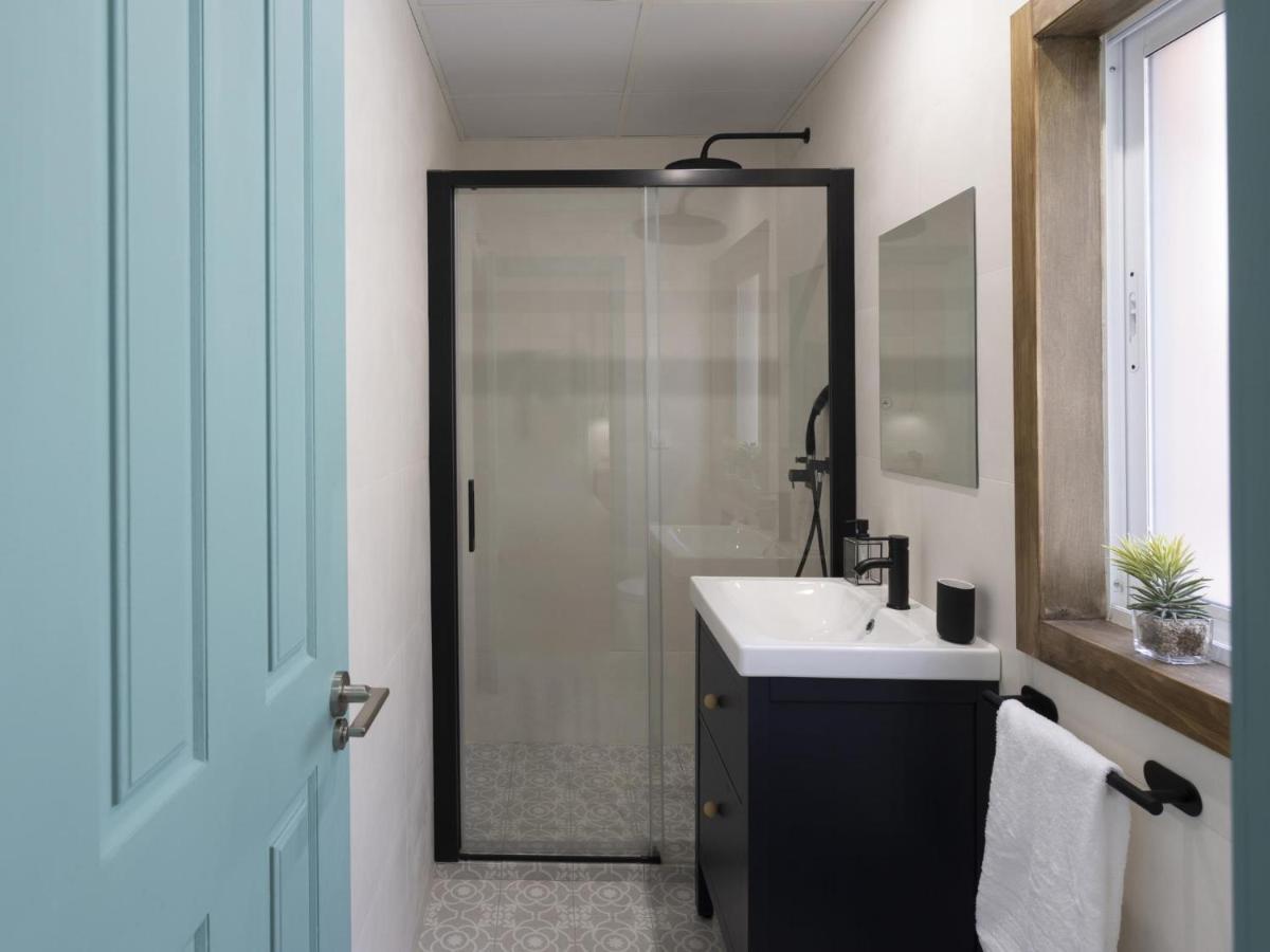 Beautiful Blue Triana Apartment Sevilla Buitenkant foto